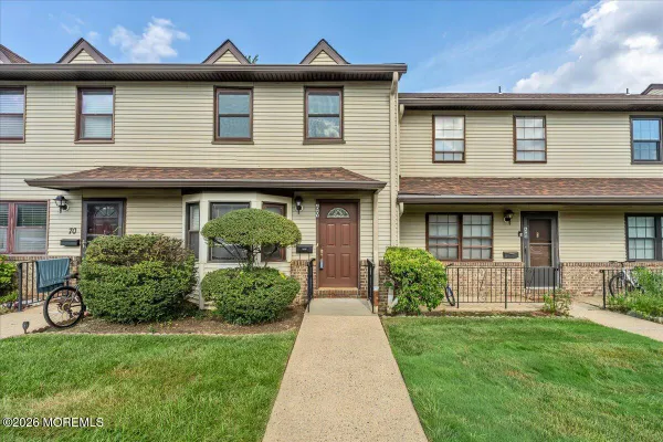 69 VILLAGE GREEN WAY