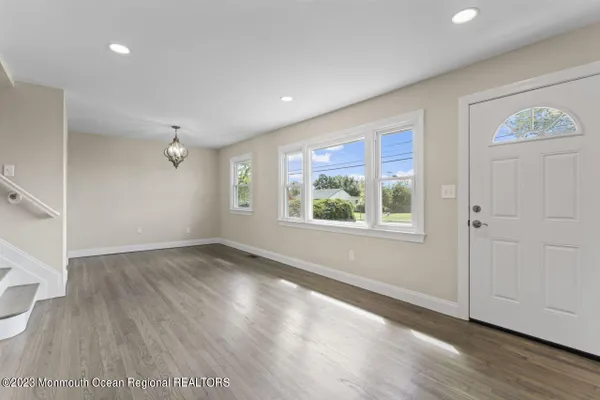 200 TERRACE AVE