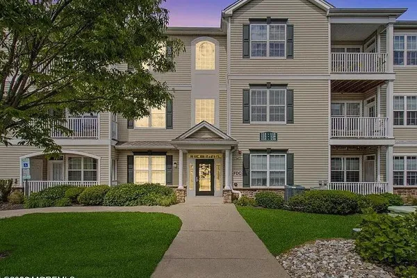 136 MILL POND WAY 22
