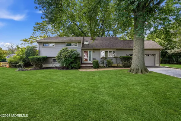 40 ARLENE DR