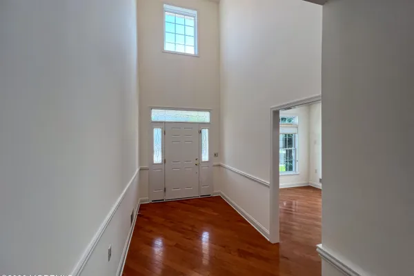 4 SALTER CT