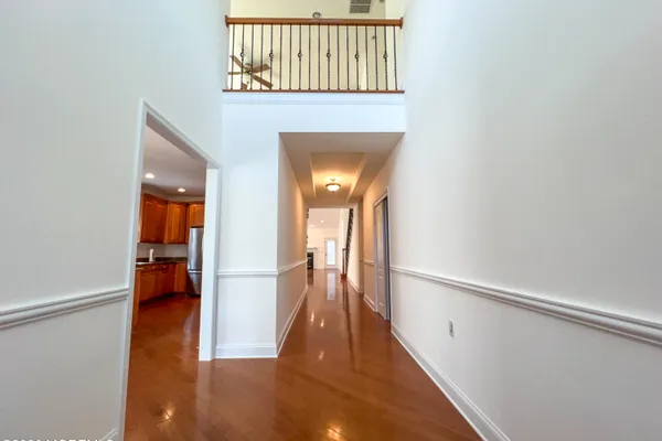 4 SALTER CT