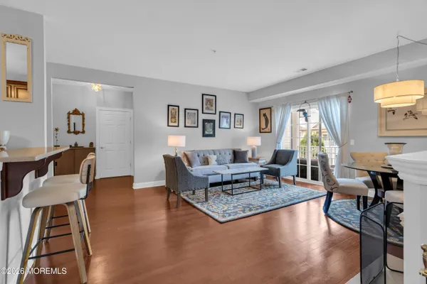 114 BLOOMSBURY DR 114