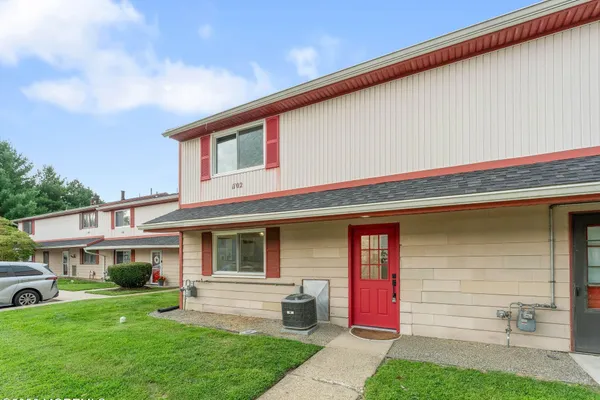 1102 MASON RUN