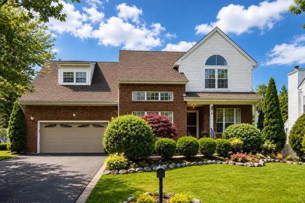 6 THRUSH CT
