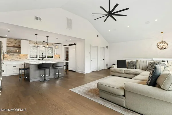 15 STARBOARD CT