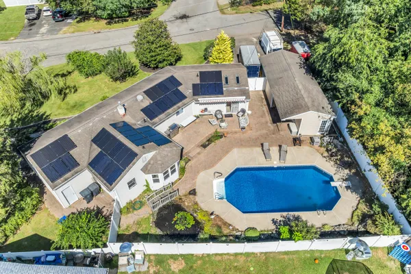 271 LESWING DR