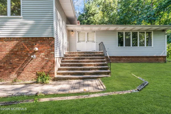 28 HOPI DR
