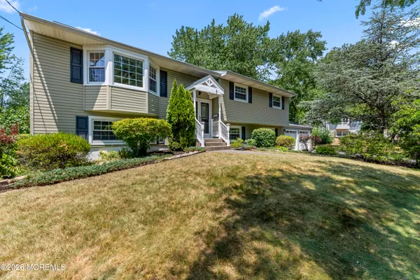 5 YALE CT