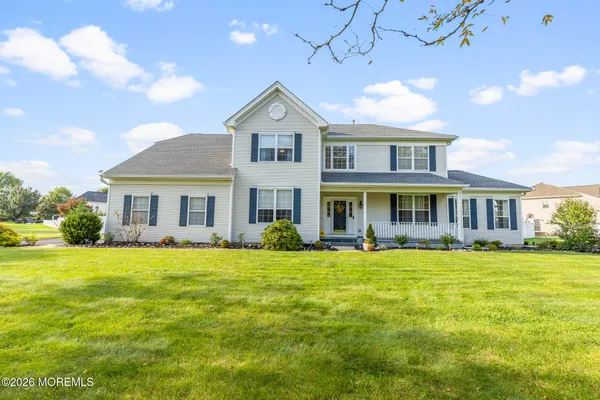 22 CLIFFWOOD DR