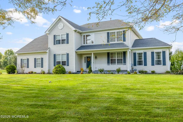 22 CLIFFWOOD DR