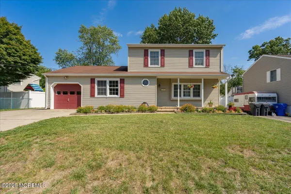 105 COOLIDGE DR
