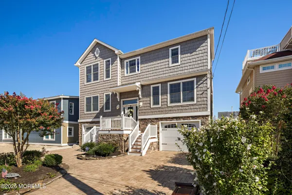 31 MARIN LN