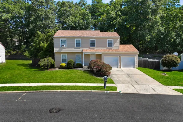 87 CONCORD CIR