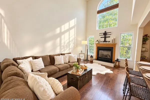 25 BROOKFIELD DR