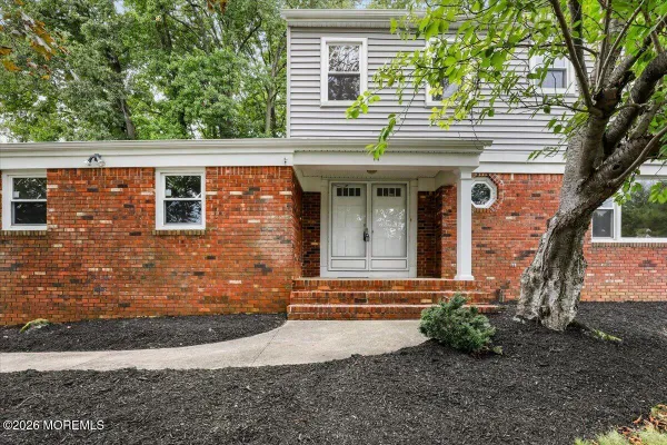 11 COLTS BROOK RD