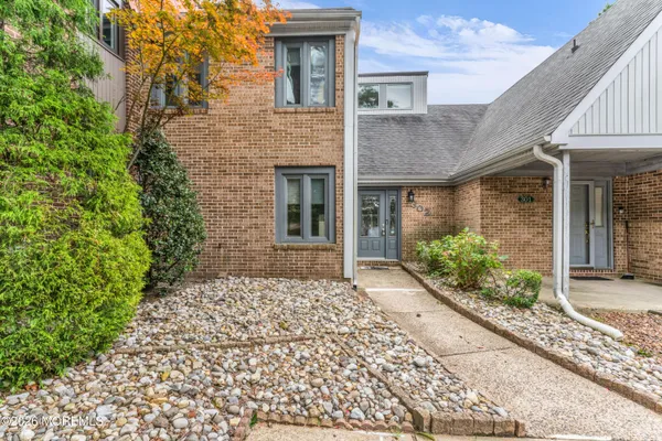 302 CUTTY CT