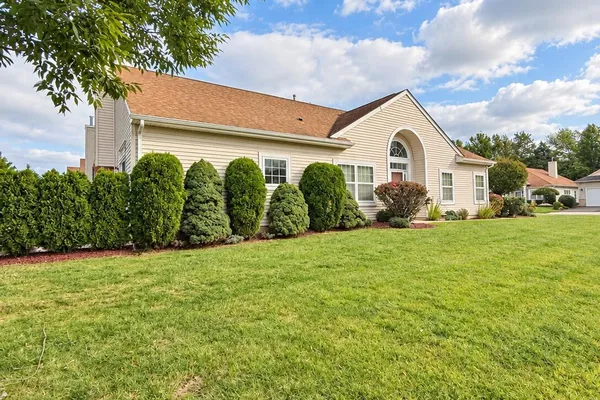 274 VALENCIA DR
