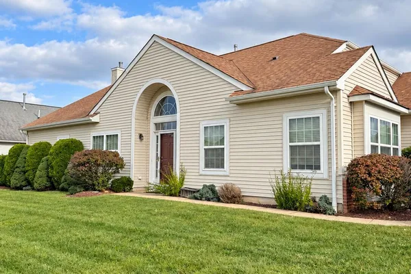 274 VALENCIA DR