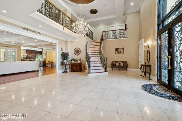 100 RICHDALE RD