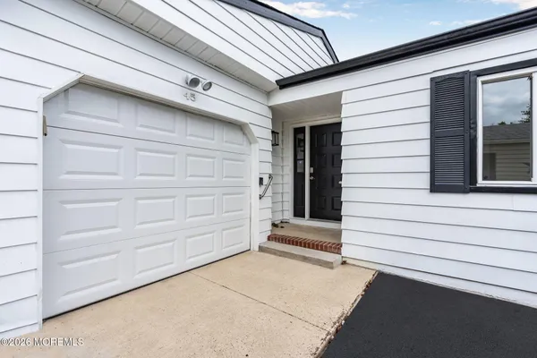 45 INNSBRUCK DR