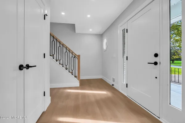 24A DEWEY DR