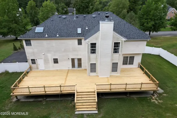 15 CEDARVIEW AVE
