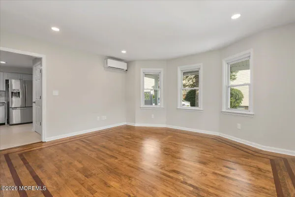 179 WALL ST
