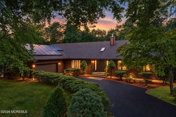 39 BRANDYWINE WAY