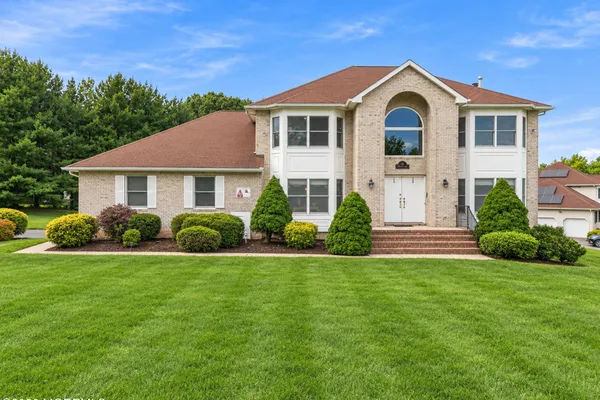 1 LAUNCELOT LN