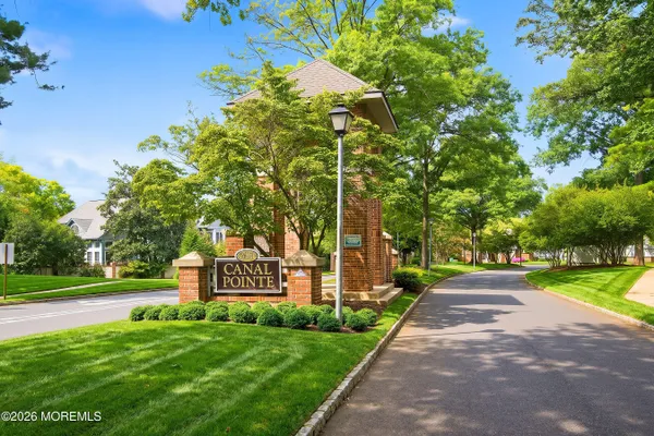 119 COMMONWEALTH CT 9