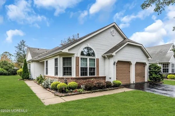 6 WINDING RIVER RD