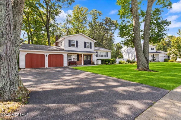 952 ALDEN DR