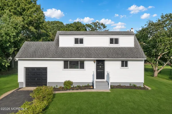33 GLEN RD