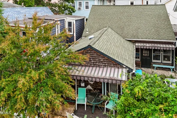 67 MOUNT HERMON WAY