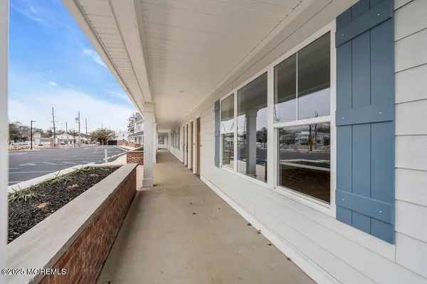629 OCEAN RD 11