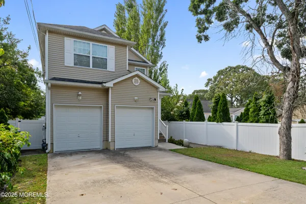 606 BARNEGAT AVE