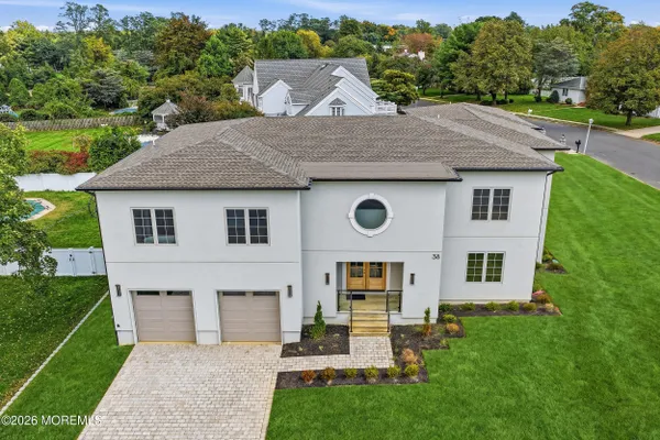 38 COOLIDGE PL