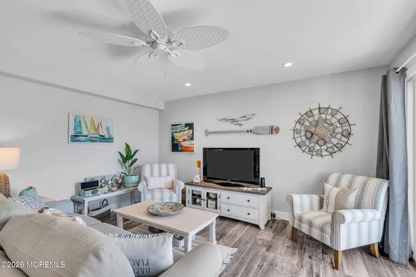 100 OCEAN AVE 4C