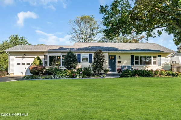 42 LOCUST AVE