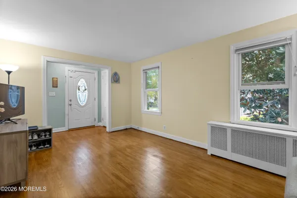 16 VANDERBILT PL