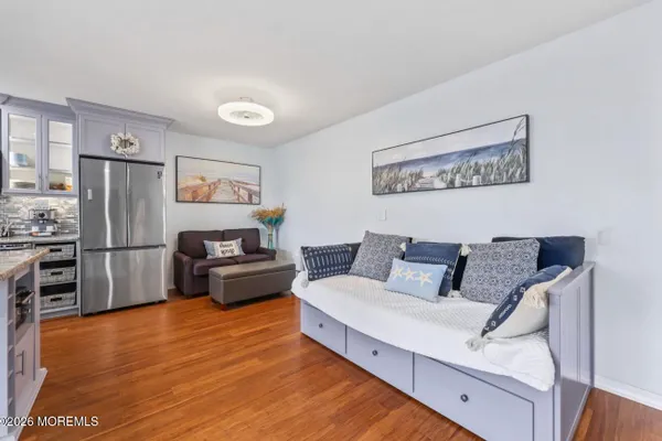 329 SHORE DR D14