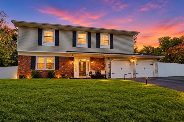 47 OLD BRIDGE DR