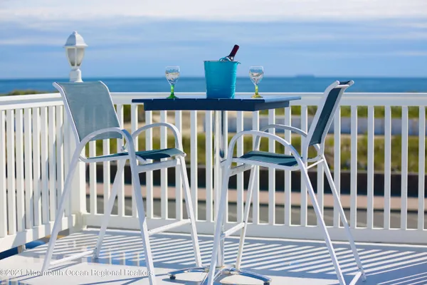 100 OCEAN AVE 4C
