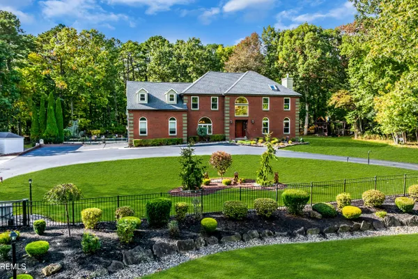4 WRIGHT CT