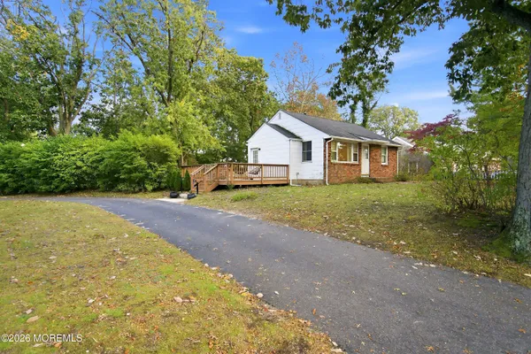 34 HEMLOCK RD