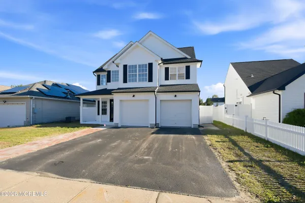31 DOLPHIN CIR