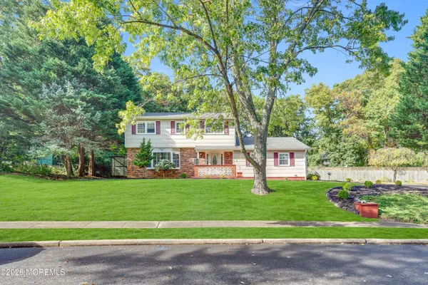 737 REVERE DR