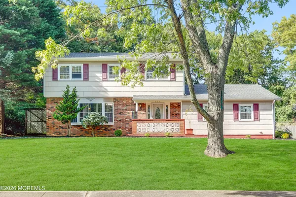 737 REVERE DR