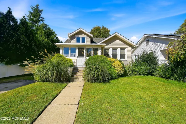 27 WINDSOR CT